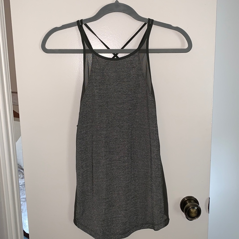Lululemon green workout shirt